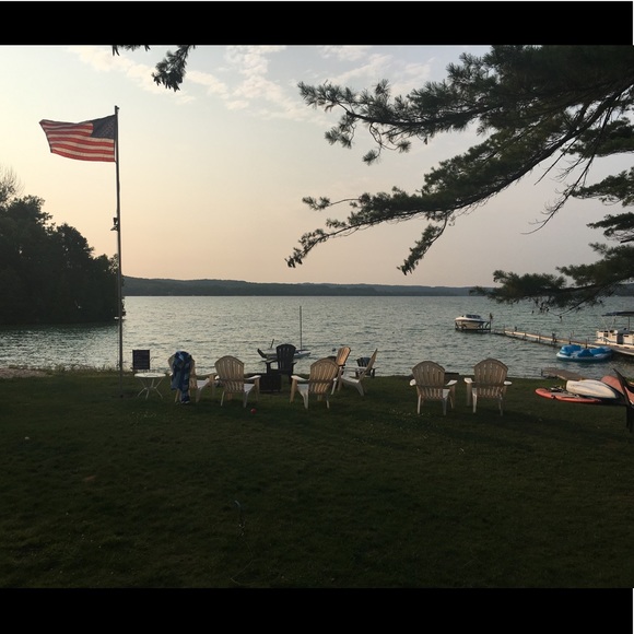 Meet your Posher, Rachel - Picture 1 of 1